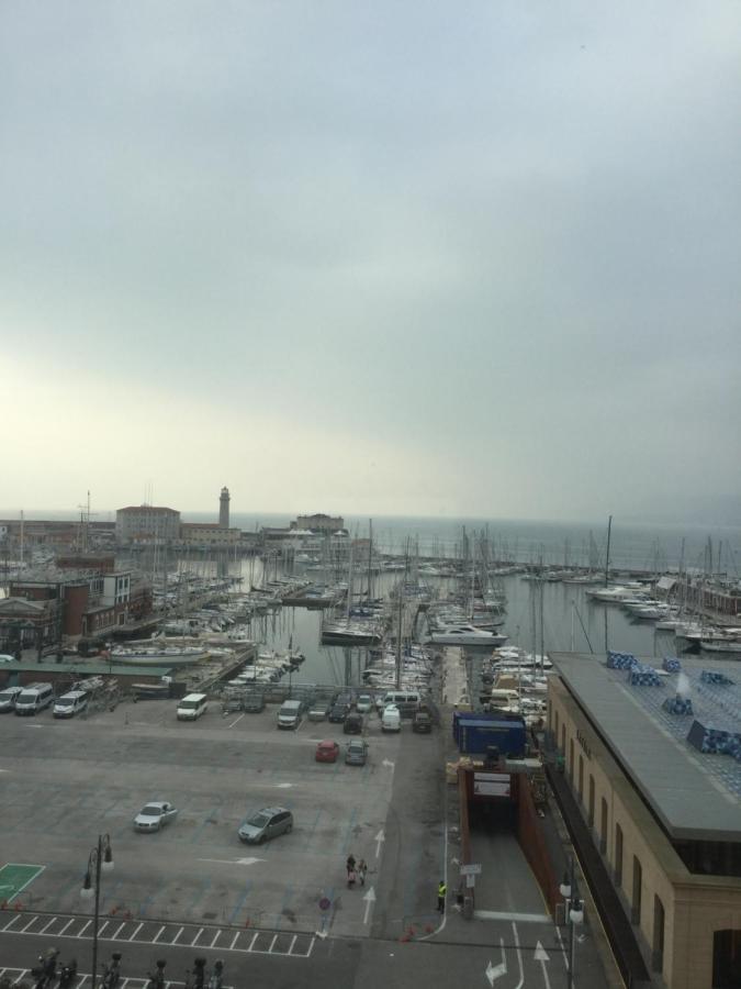 Appartamento Mansarda Centrale Vista Mare Trieste Esterno foto